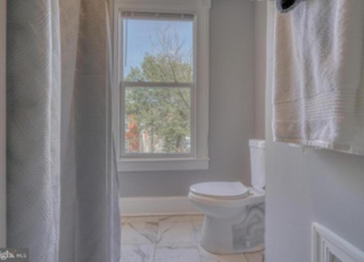 Budget Bed Room Near Downtown Inner Harbor W Free Parking Baltimore Zewnętrze zdjęcie
